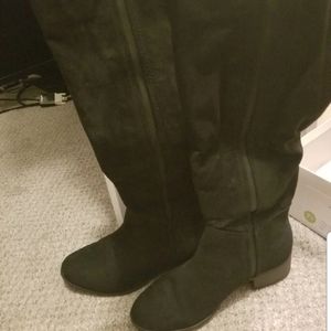 Black knee high boots